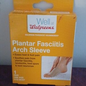 Well at Walgreens Beige Plantar Fasciitis Arch Sleeve